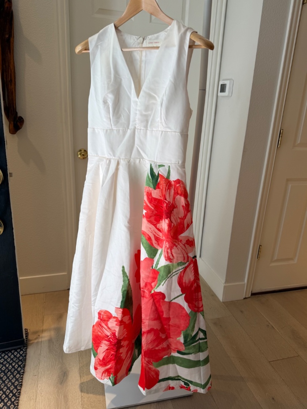 Flying Tomato White Red Floral Maxi Dress Medium